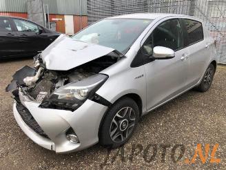 Auto da rottamare Toyota Yaris Yaris III (P13), Hatchback, 2010 / 2020 1.5 16V Hybrid 2015/3