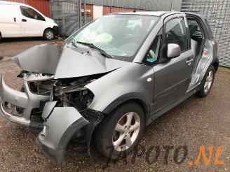demontáž osobní automobily Suzuki SX4 SX4 (EY/GY), SUV, 2006 1.6 16V VVT Comfort,Exclusive Autom. 2008/4