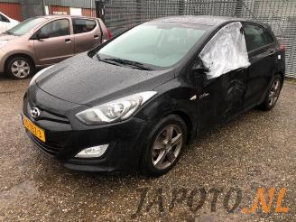 Autoverwertung Hyundai I-30 i30 (GDHB5), Hatchback, 2011 1.6 GDI Blue 16V 2012/10