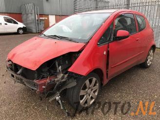 Vrakbiler auto Mitsubishi Colt Colt (Z2/Z3), Hatchback, 2004 / 2012 1.3 16V 2006/12