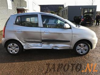 Kia Picanto Picanto (BA), Hatchback, 2004 / 2011 1.0 12V picture 4