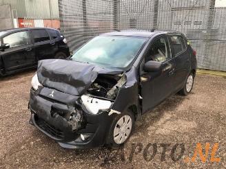 Salvage car Mitsubishi Space-star Space Star (A0), Hatchback, 2012 1.0 12V 2015/2