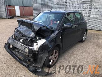 Coche siniestrado Suzuki Swift Swift (ZA/ZC/ZD1/2/3/9), Hatchback, 2005 / 2011 1.3 VVT 16V 2007/5
