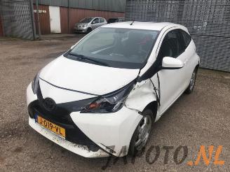 demontáž osobní automobily Toyota Aygo Aygo (B40), Hatchback, 2014 1.0 12V VVT-i 2017/9