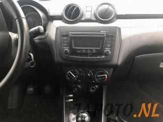 Suzuki Swift Swift (ZC/ZD), Hatchback 5-drs, 2017 1.2 Dual Jet 16V picture 10