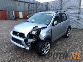 Vrakbiler auto Daihatsu Terios Terios (J2), Terreinwagen, 2005 1.5 16V DVVT 4x4 Euro 4 2007/12