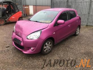 Salvage car Mitsubishi Space-star Space Star (A0), Hatchback, 2012 1.0 12V 2015/1