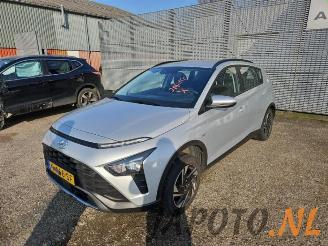 Vrakbiler auto Hyundai Bayon Bayon, SUV, 2021 1.0 T-GDI 12V Mild Hybrid 48V 2021/12