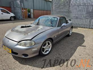 Autoverwertung Mazda MX-5 MX-5 (NB18/35/8C), Cabrio, 1998 / 2005 1.6i 16V 2002/7