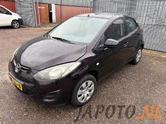 Salvage car Mazda 2 2 (DE), Hatchback, 2007 / 2015 1.3 16V S-VT 2012/3