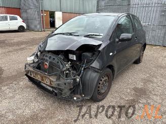 Uttjänta bilar auto Toyota Yaris Yaris II (P9), Hatchback, 2005 / 2014 1.3 16V VVT-i 2006/9