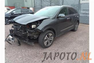 Vrakbiler auto Kia Niro Niro I (DE), SUV, 2016 / 2022 E-Niro 64 kWh 2019/8