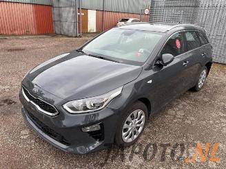 Uttjänta bilar auto Kia Cee d  2020