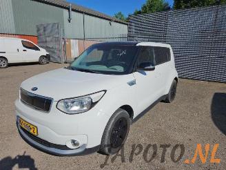 demontáž osobní automobily Kia Soul Soul II (PS), MPV, 2014 / 2018 EV 2016/1