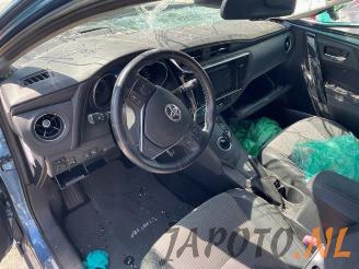 Toyota Auris Auris (E18), Hatchback 5-drs, 2012 / 2019 1.8 16V Hybrid picture 10