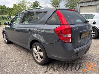 Kia Cee d Cee'd Sporty Wagon (EDF), Combi, 2007 / 2012 1.4 16V picture 3