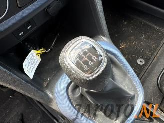 Hyundai I-10 i10 (B5), Hatchback, 2013 / 2019 1.0 12V picture 11