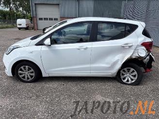 Hyundai I-10 i10 (B5), Hatchback, 2013 / 2019 1.0 12V picture 2