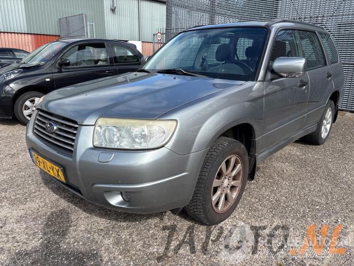 Subaru Forester Forester (SG), SUV, 2002 / 2008 2.0 16V X