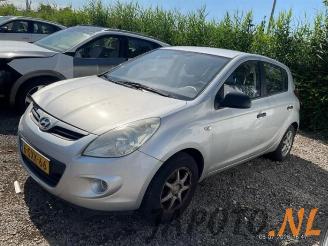  Hyundai I-20 i20, Hatchback, 2008 / 2015 1.2i 16V 2012/3