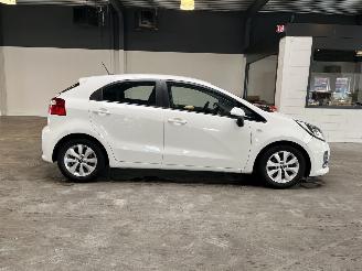 Kia Rio 1.2 CVVT ComfortPlusLine picture 6