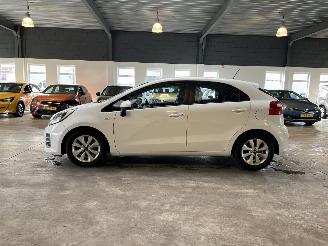 Kia Rio 1.2 CVVT ComfortPlusLine picture 2