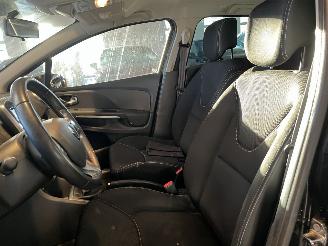 Renault Clio 1.5 dCi ECO Night&Day NL NAP! picture 14