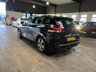 Renault Clio 1.5 dCi ECO Night&Day NL NAP! picture 3