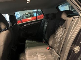 Volkswagen Golf 1.6 TDI Comfortline picture 11