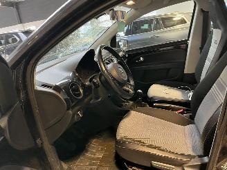 Volkswagen Up! 1.0 high up! BlueMotion NAP! picture 14