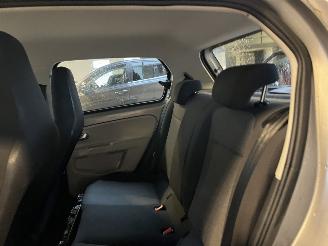 Volkswagen Up! 1.0 move up! picture 13