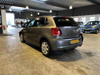 Volkswagen Polo 1.4-16V Highline picture 3