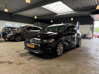 Avarii autoturisme Volkswagen Golf Sportsvan 1.4 TSI Highline 2017/2