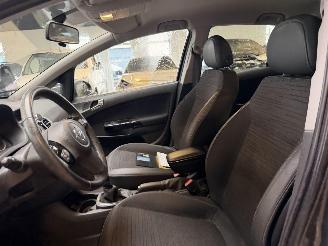 Opel Corsa 1.2-16V Cosmo picture 18