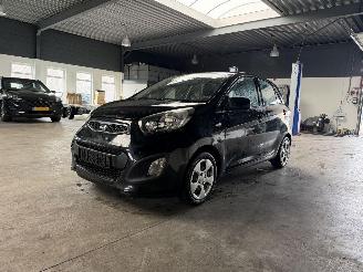 damaged passenger cars Kia Picanto 1.2 CVVT ISG Comfort Pack 2014/2
