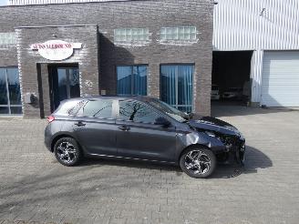 Damaged car Hyundai I-30 1.0 T-GDi MHEV Comfort Smart 2020/10