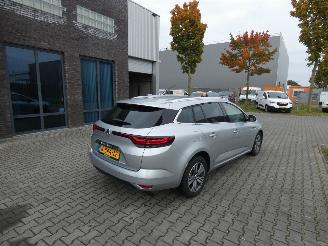 Renault Mégane Estate 1.3 TCe Intens picture 3