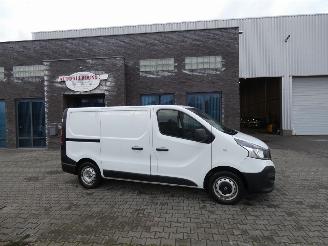 skadebil auto Renault Trafic 1.6 dCi T29 L1H1 Comfort 2019/5