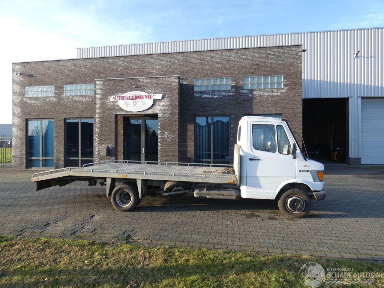 Mercedes  410D Oprijwagen schadevrij!