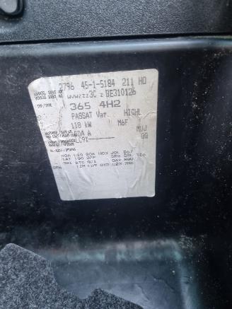 Volkswagen Passat Variant (365) Combi 1.8 TSI 16V (CDAA(Euro 5)) [118kW] 6-BAK picture 5