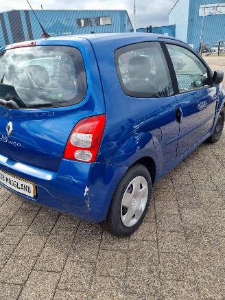 Renault Twingo II (CN) Hatchback 3-drs 1.2 16V (D4F-772(D4F-J7)) [56kW] 5-BAK picture 5