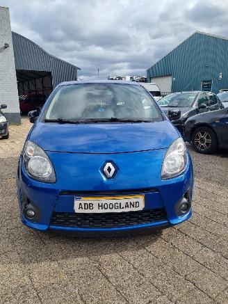Vrakbiler auto Renault Twingo II (CN) Hatchback 3-drs 1.2 16V (D4F-772(D4F-J7)) [56kW] 5-BAK 2010/1