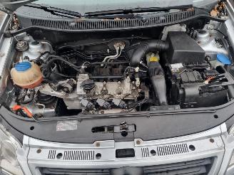 Volkswagen Polo IV (9N1/2/3) Hatchback 1.2 (BMD) [40kW] 5-BAK picture 8