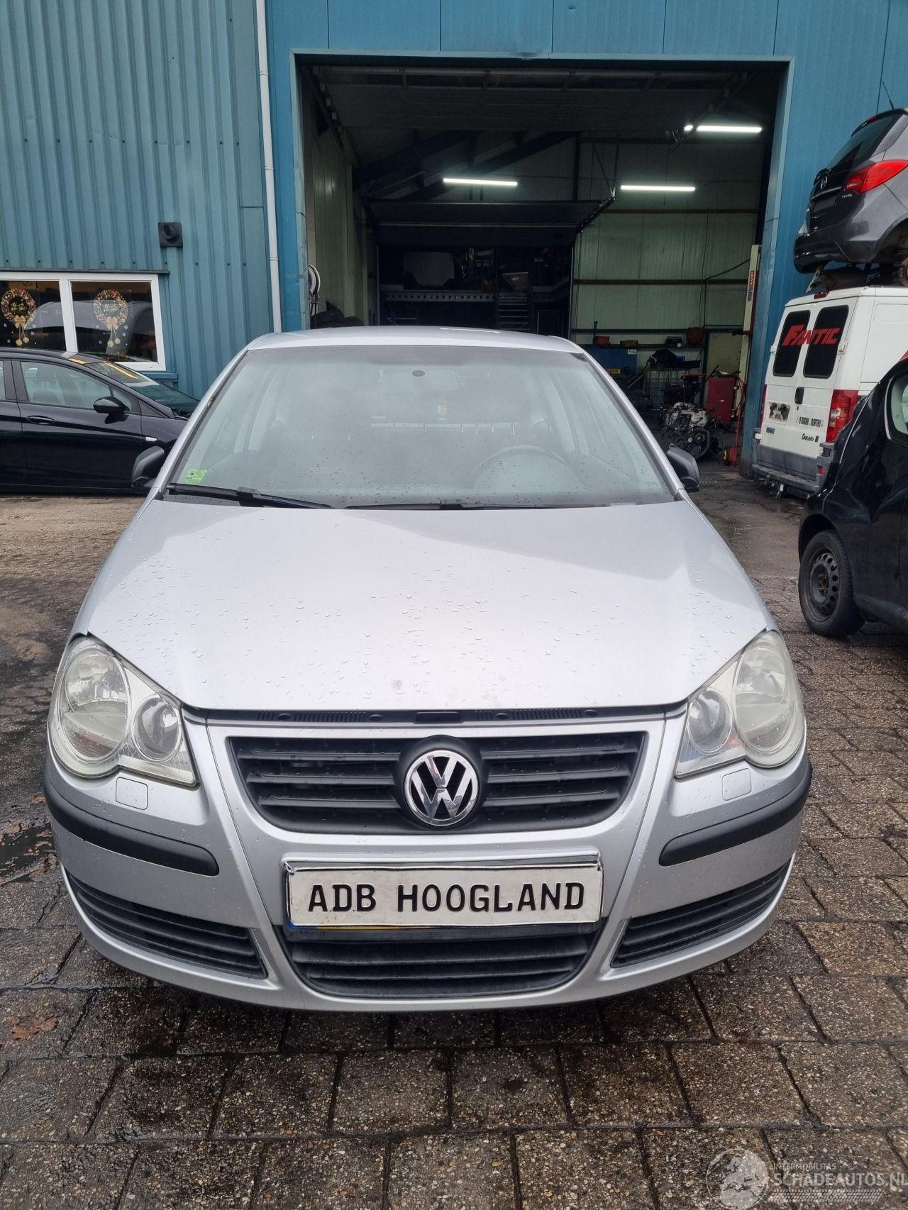 Volkswagen Polo IV (9N1/2/3) Hatchback 1.2 (BMD) [40kW] 5-BAK