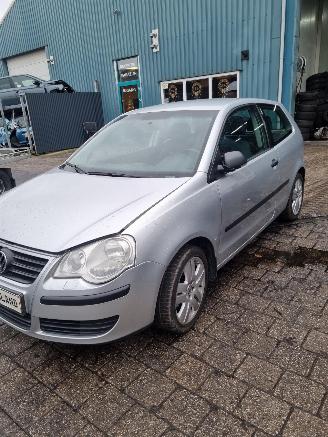 Volkswagen Polo IV (9N1/2/3) Hatchback 1.2 (BMD) [40kW] 5-BAK picture 2