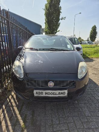 Sloopauto Fiat Grande Punto (199) Hatchback 1.2 (199.A.4000(Euro 4)) [48kW] 5-BAK 2007/1