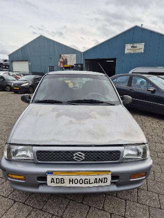 Uttjänta bilar auto Suzuki Alto (SH410) Hatchback 1.0 16V (G10BB) [43kW] 2001/1