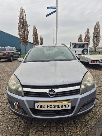 Sloopauto Opel Astra H SW (L35) Combi 1.6 16V Twinport (Z16XEP(Euro 4)) [77kW] 2005/1