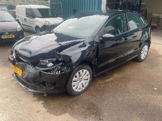 skadebil auto Volkswagen Polo Polo V (6R) Hatchback 1.2 TSI (CBZC(Euro 5)) [66kW] 2012/8