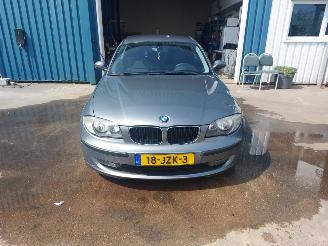 BMW 1-serie 1 serie (E81) Hatchback 3-drs 118d 16V picture 2